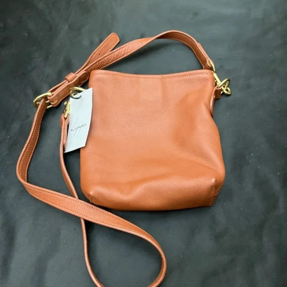 NWT, Beautiful, Hand Crafted Leather, Small Bucket Bag by AllieJaymes. - Picture 16 of 16